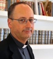 Pe. Spadaro, especialista em novas mídias